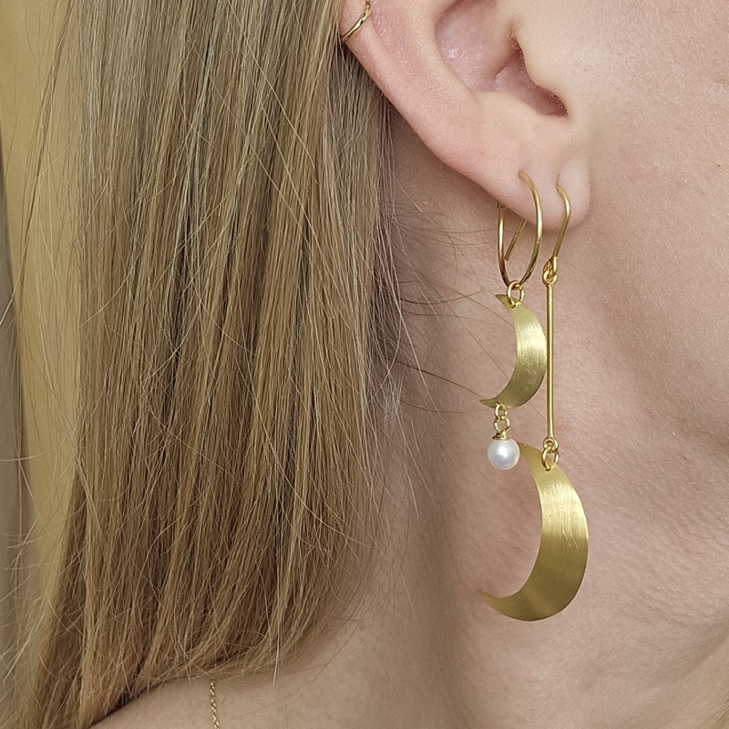 Jane Kønig - Half Moon ørering i forgyldt sølv